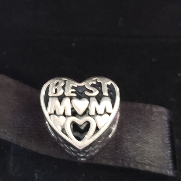 Pandora Best Mom open work charm - Picture 2 of 5